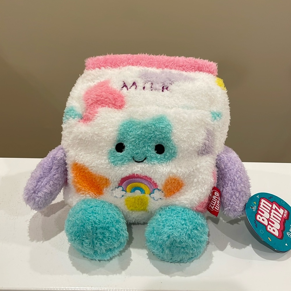NWT 7.5” Charlotte the Rainbow 🌈 Cereal Milk MooBumz BumBumz by Russ